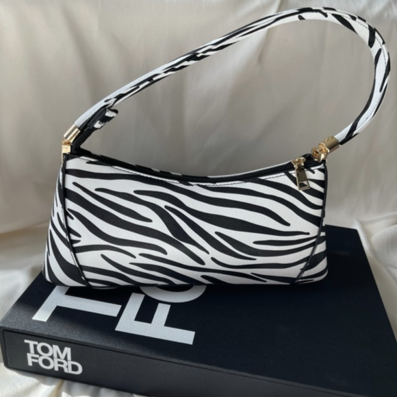 Zebra Print Shoulder Bags